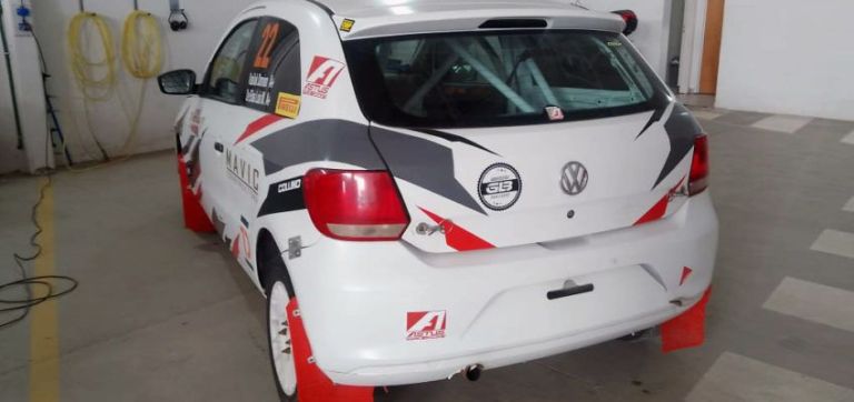 Secuestran auto de rally con irregularidades en Roca