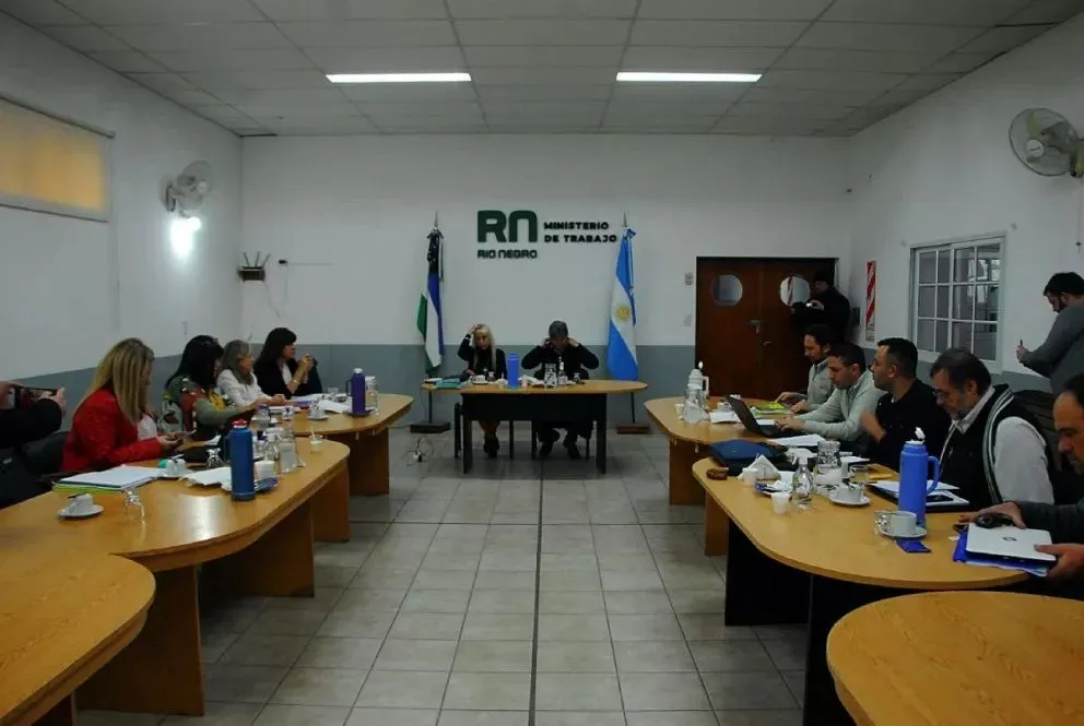 El Gobierno de Río Negro convocó a paritarias para el 5 septiembre
