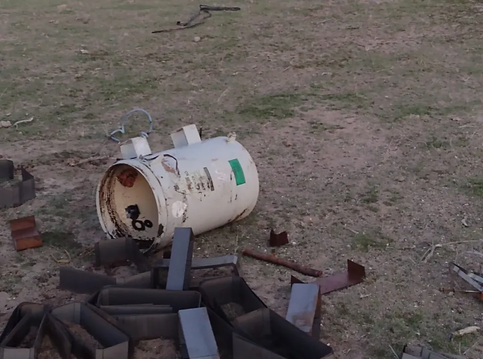 Doble robo eléctrico en Cervantes afectó dos servicios y dejó sin luz el cementerio
