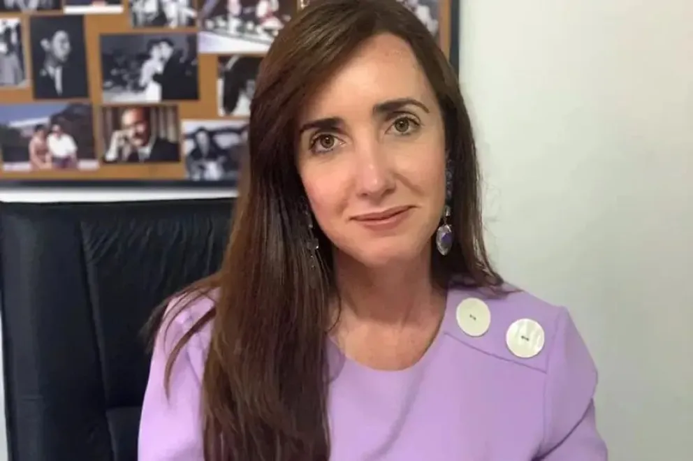 Canididata a vicepresidenta de Milei realiza homenaje a víctimas del terrorismo 