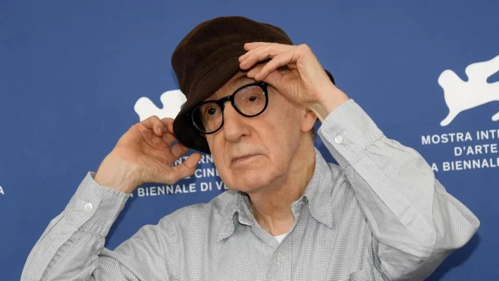 Woody Allen defendió el beso de Rubiales a Jennifer Hermoso: "No la besó en un callejón oscuro"