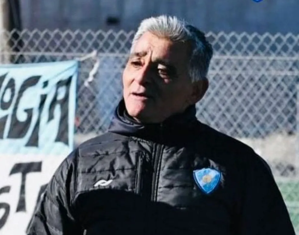 Adán Valdebenito de Sol de Mayo y Horacio Fuentes de la Liga de Bariloche, ternados como mejor dirigente en los Premios Alumni 2023