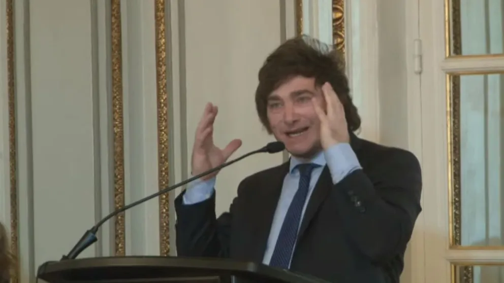 El diario The Economist lanzó una fuerte crítica contra Milei : "Un riesgo para la democracia"