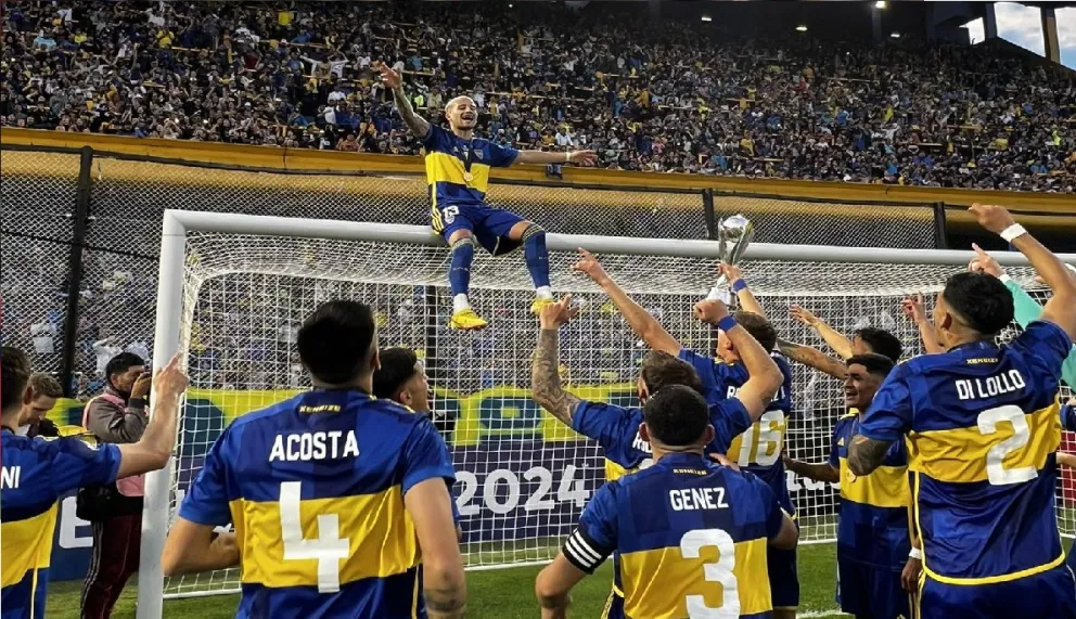 Los pibes de Boca vencieron al AZ Alkmaar y se posaron en lo más alto del mundo