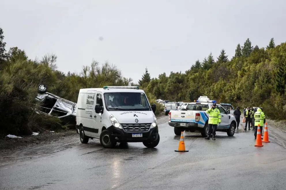 Trágico choque en la ruta de acceso al cerro Catedral