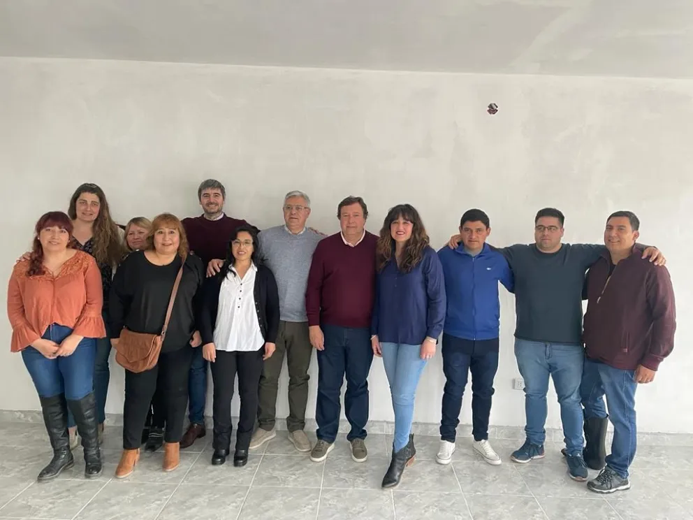 Weretilneck se desdobla: recorre territorio rionegrino y pivotea desde el Senado