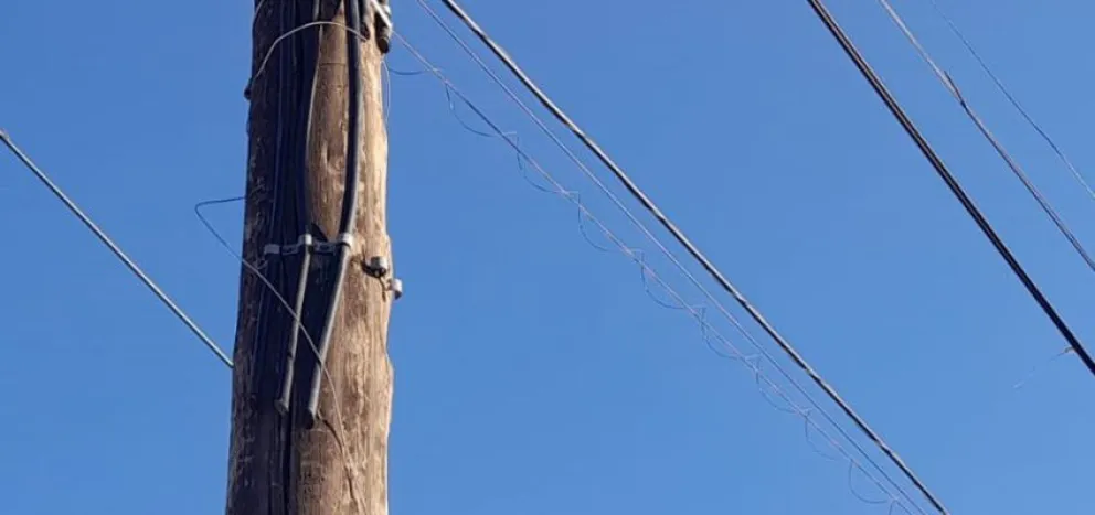 Dos hombres fueron detenidos tras cortar cables telefónicos 