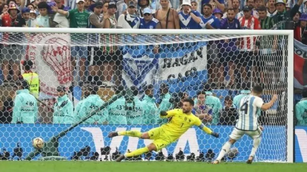 El "Huevo" Acuña reveló quién se quedó con la pelota de la final del Mundial