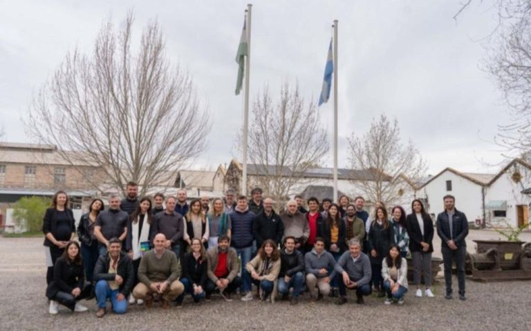 Autoridades patagónicas debatieron en Roca la gestión de envases agroquímicos