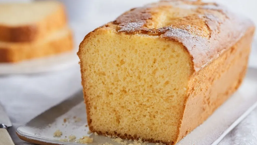 Cómo hacer un budín de vainilla húmedo y esponjoso