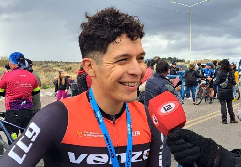 “La tercera es la vencida” el ciclista roquense Franco Orocito ganó Vuelta Ballenas