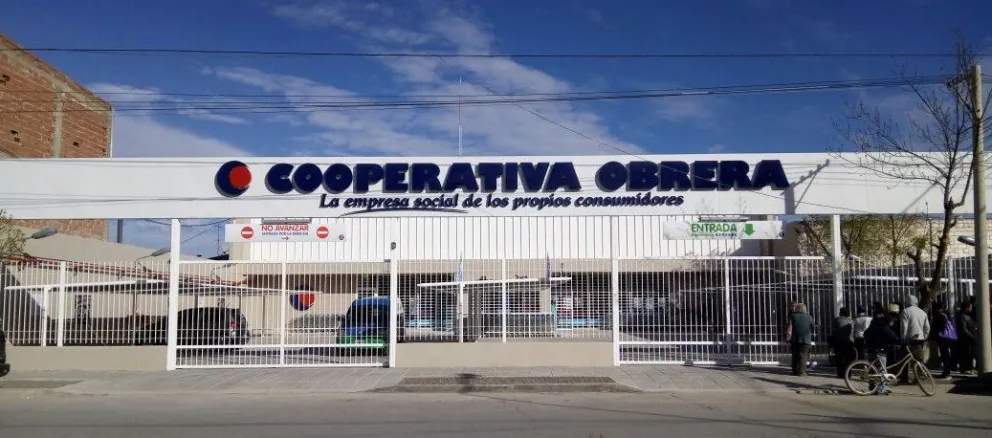 Un menor fue demorado tras intentar robar un whisky y unas galletitas de un supermercado