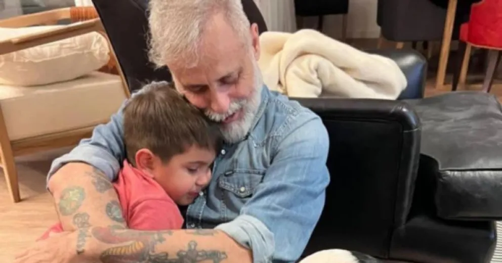 Cómo se las ingenia Jorge Rial para ver a su nieto en medio de la pelea con Morena
