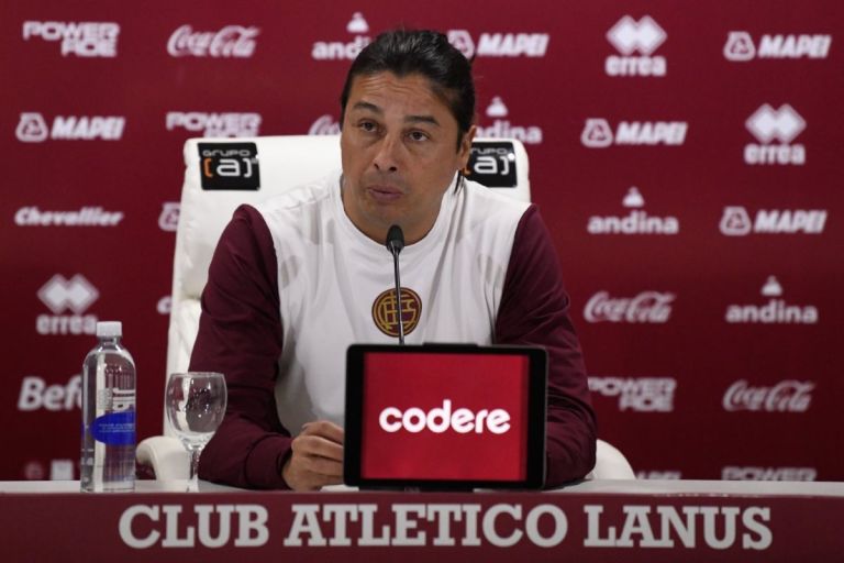 El Lanús de Salomón se llevó un empate de La Bombonera