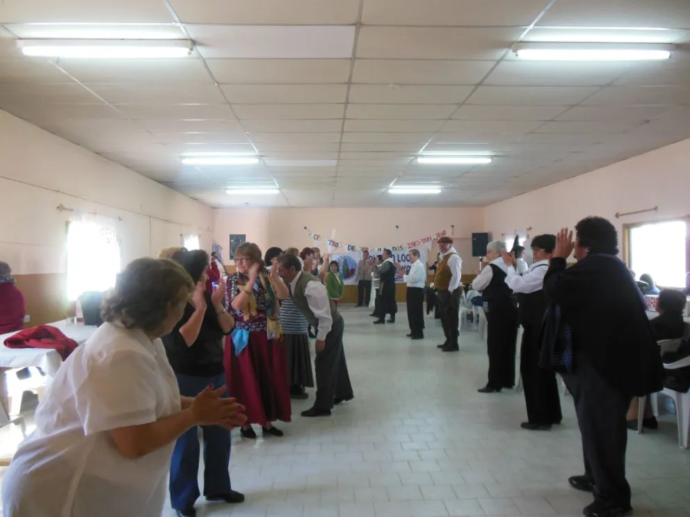Juegos, baile y más en una Jornada Recreativa para personas mayores en Roca ¿Cuándo y dónde será?