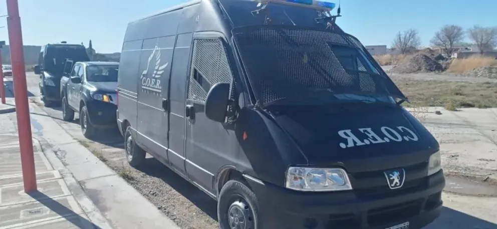 Una empleada penitenciaria fue detenida por los robos calificados en el Alto Valle 