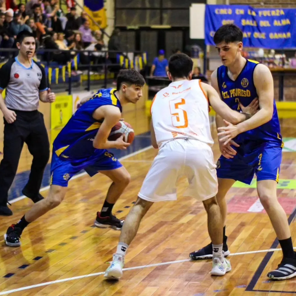 Del Progreso se quedó con en el clásico roquense de basquet