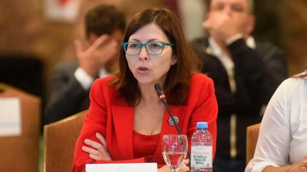Denuncian a Silvina Batakis por contratar a una expareja y a Pitty, la numeróloga