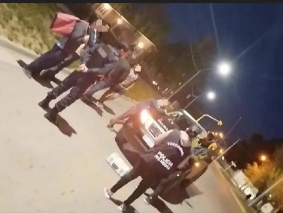 Detuvieron a un abogado con cocaína en Roca tras forcejear con la policía