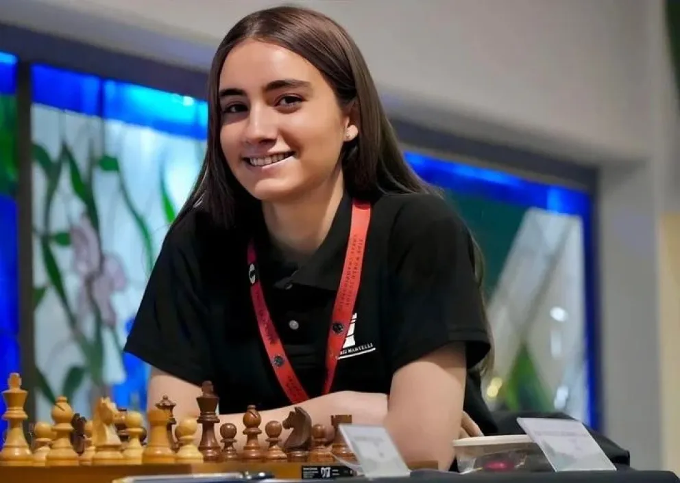 Candela Francisco, la nueva campeona Mundial juvenil de ajedrez ¡con tan sólo 17 años! 