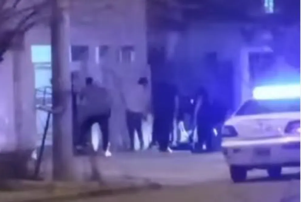 Se robaban el auto de una vivienda y fueron atrapados 