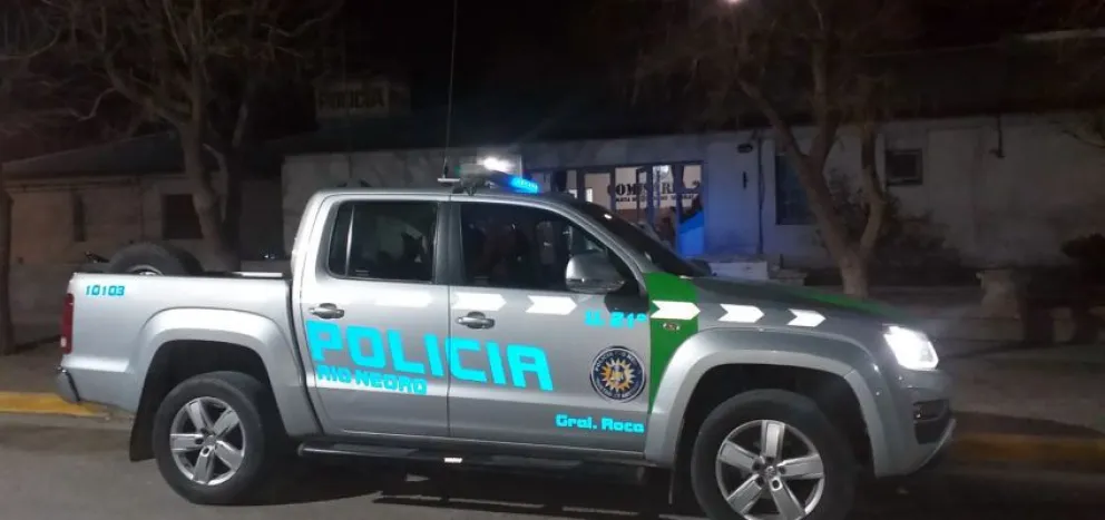 Tres delincuentes fueron detenidos cuando intentaban ingresar a robar en una casa