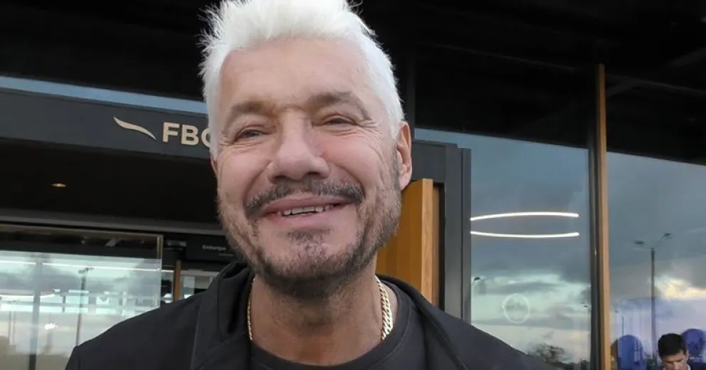 Marcelo Tinelli disfruta de unas vacaciones románticas en Punta del Este
