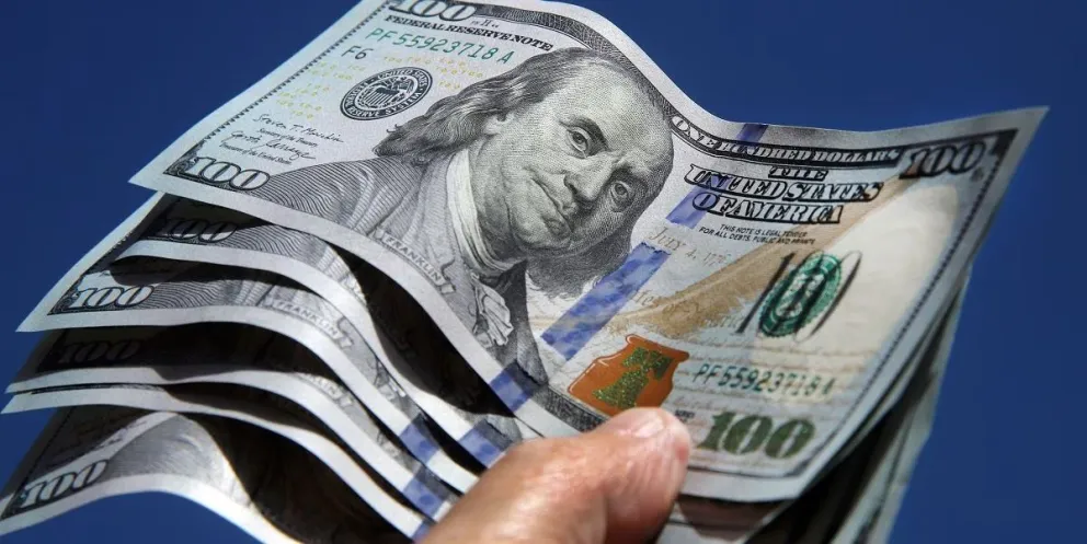 El dólar blue retrocede después de la corrida cambiaria