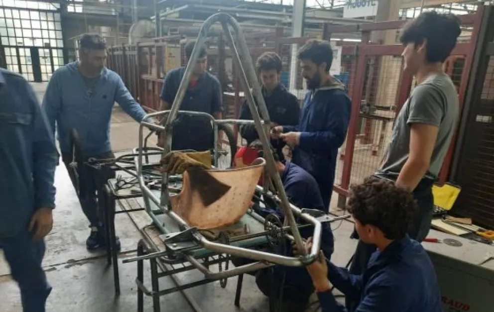 Desafío ECO YPF 2024: Estudiantes del CET 1 buscan apoyo para participar este año