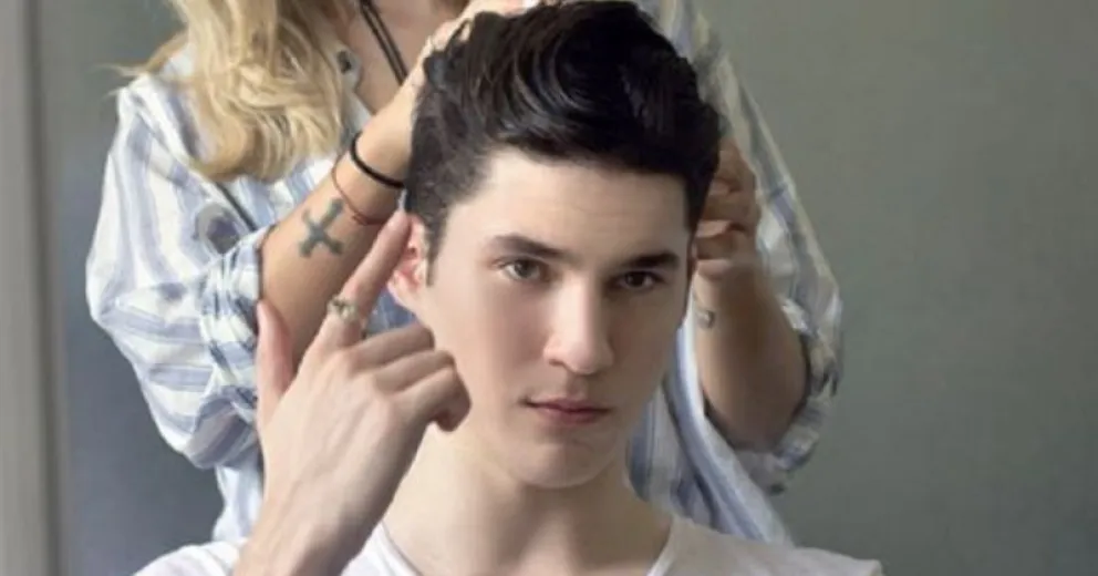 Francisco Tinelli sorprende con radical cambio de look en redes sociales