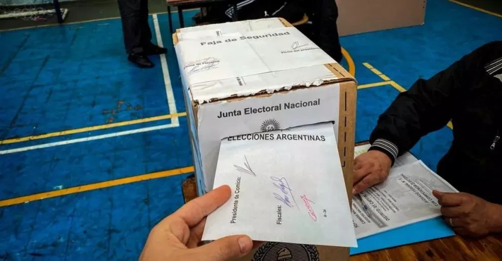 Las votaciones para senadores y diputados será este domingo 26.