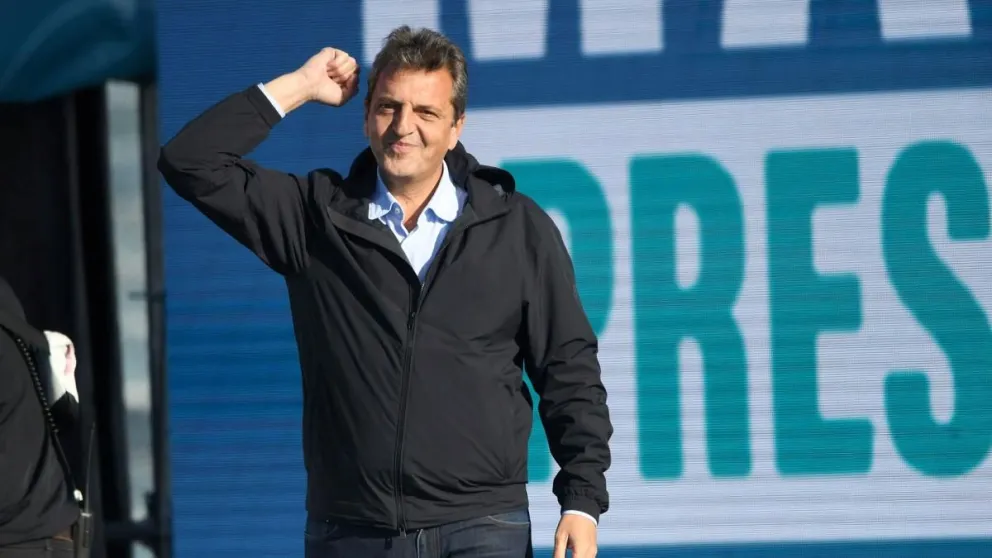 Massa gana el primer lugar y habrá ballotage