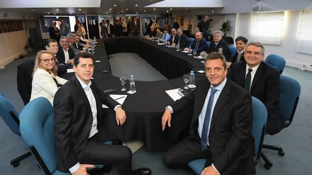Massa se reúne con gobernadores para definir estrategia de cara al balotaje