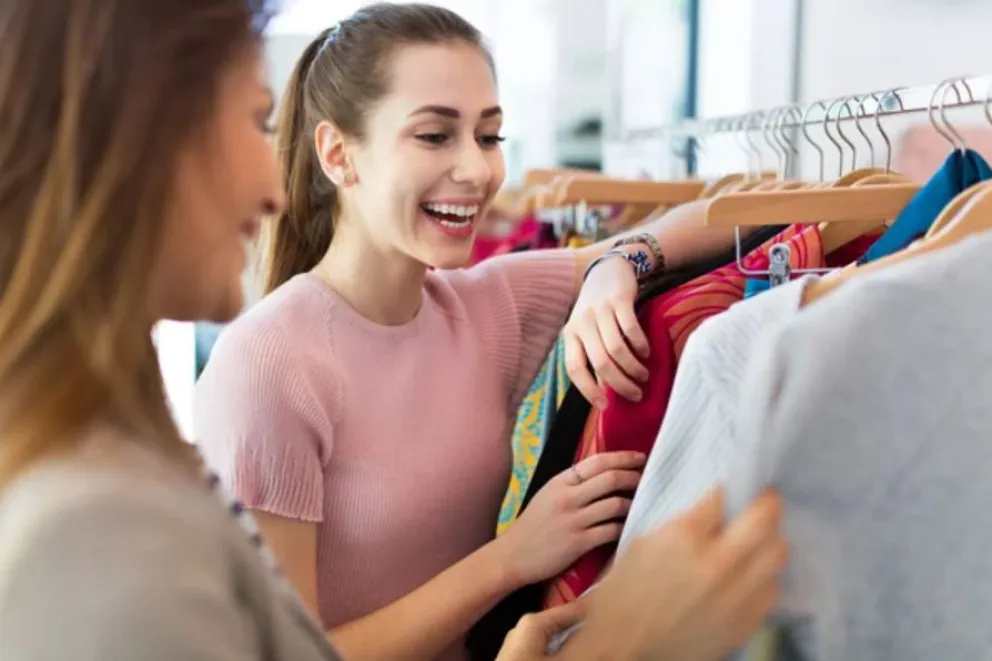 Oferta Laboral: un comercio de indumentaria busca vendedor/a en Roca