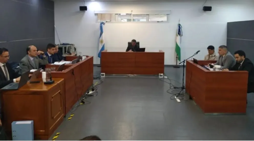 Comenzó el control de acusación contra Pablo Parra