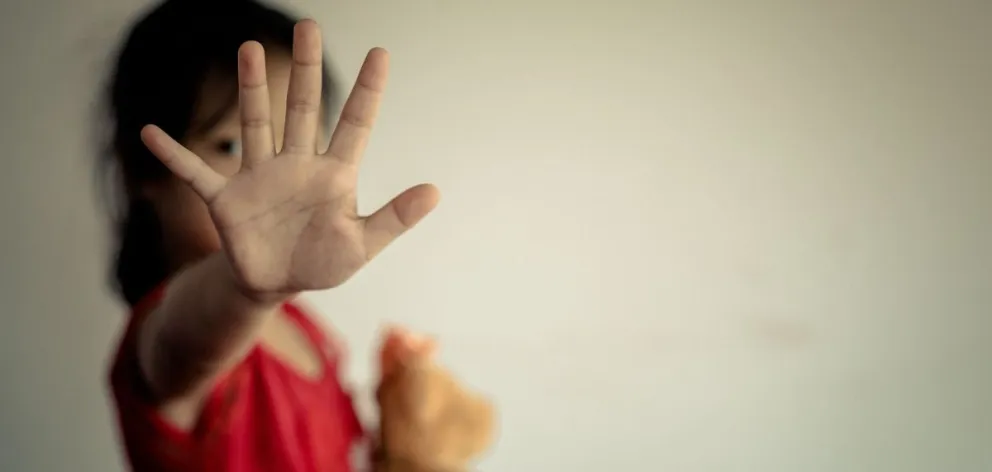 Acusan a un hombre de realizar exhibiciones obscenas a un grupo de niñas