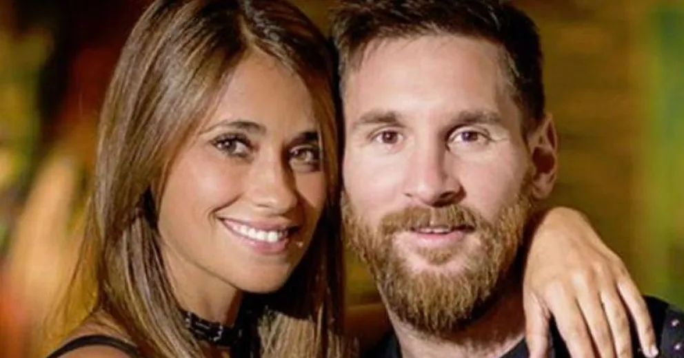 El emotivo gesto de Messi hacia Antonela Roccuzzo en la entrega del Balón de Oro