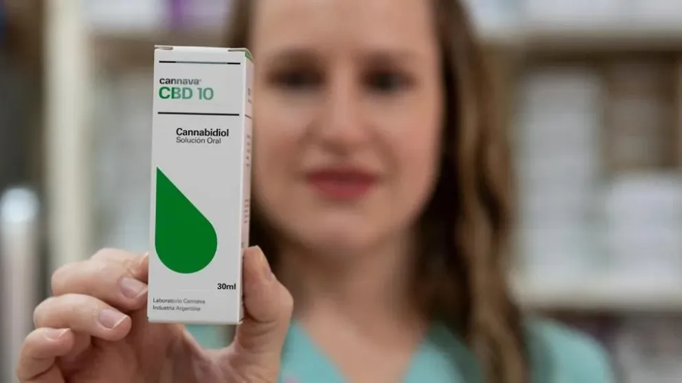 La Anmat autorizó el aceite de cannabis que produce una empresa estatal en Jujuy