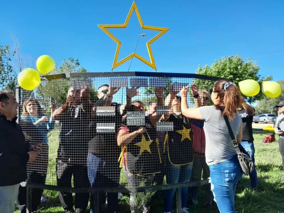 Emotiva jornada en conmemoración a las víctimas de siniestros de tránsito en Roca