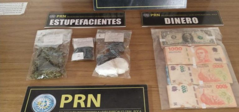 Desarticulan otro «kiosco» de drogas en Roca: hay un detenido