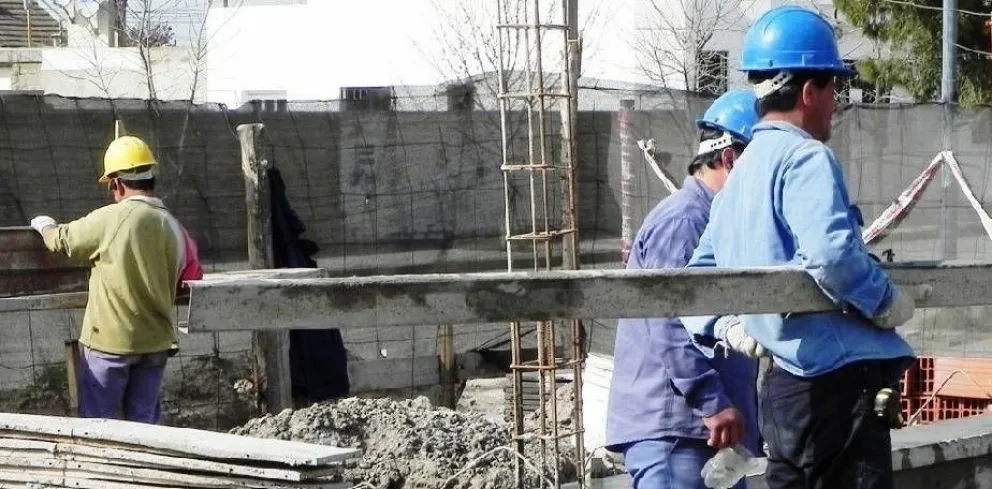 La Uocra en estado de alerta ante anuncios de Milei sobre obra pública