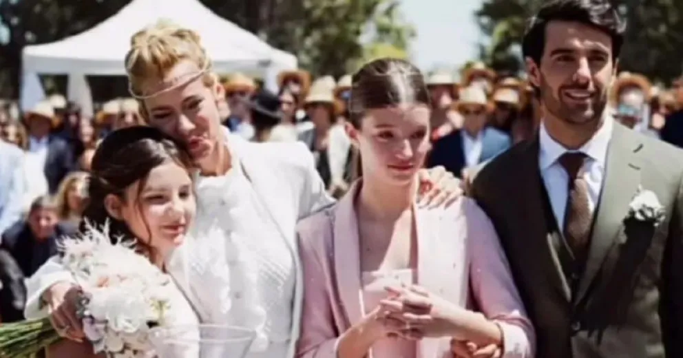 Las imágenes de Nicole Neumann junto a sus hijas en su boda con Manu Urcera