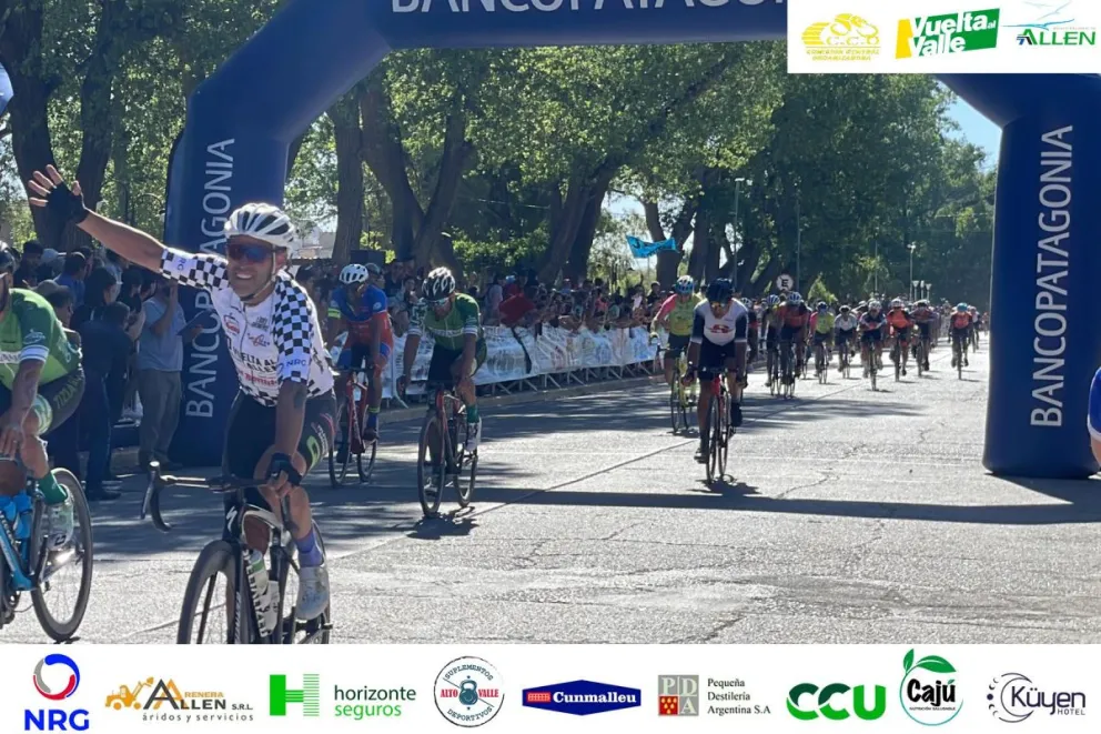 Diego Valenzuela se coronó como ganador en la 80° Edición de la Vuelta al Valle
