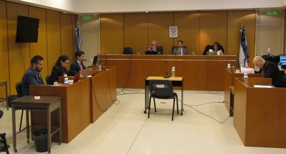 Comenzó el juicio por estafas de la constructora: once casos enfrentan a la pareja responable