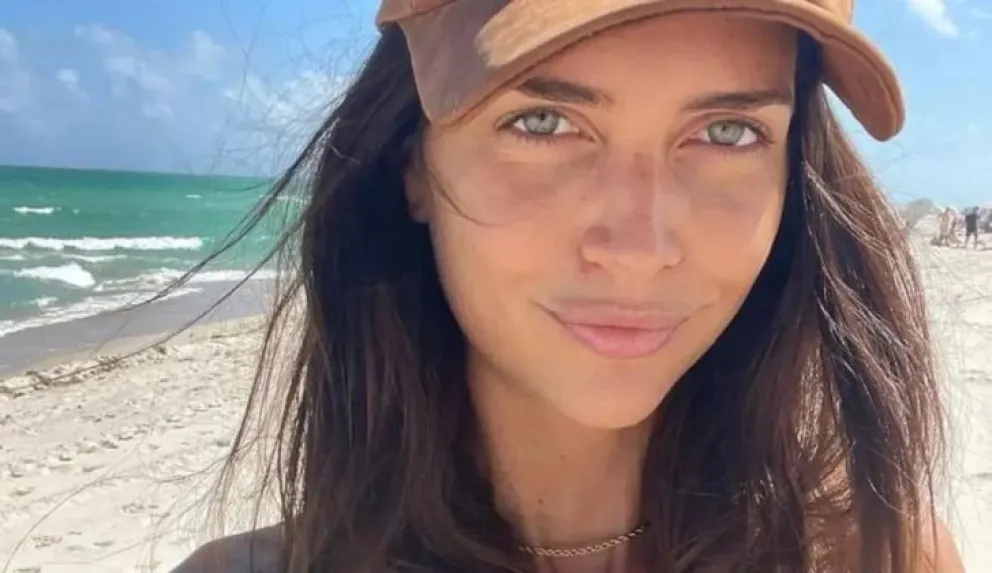 Zaira Nara, influencer de la moda, impresiona con su bikini favorita en Tailandia