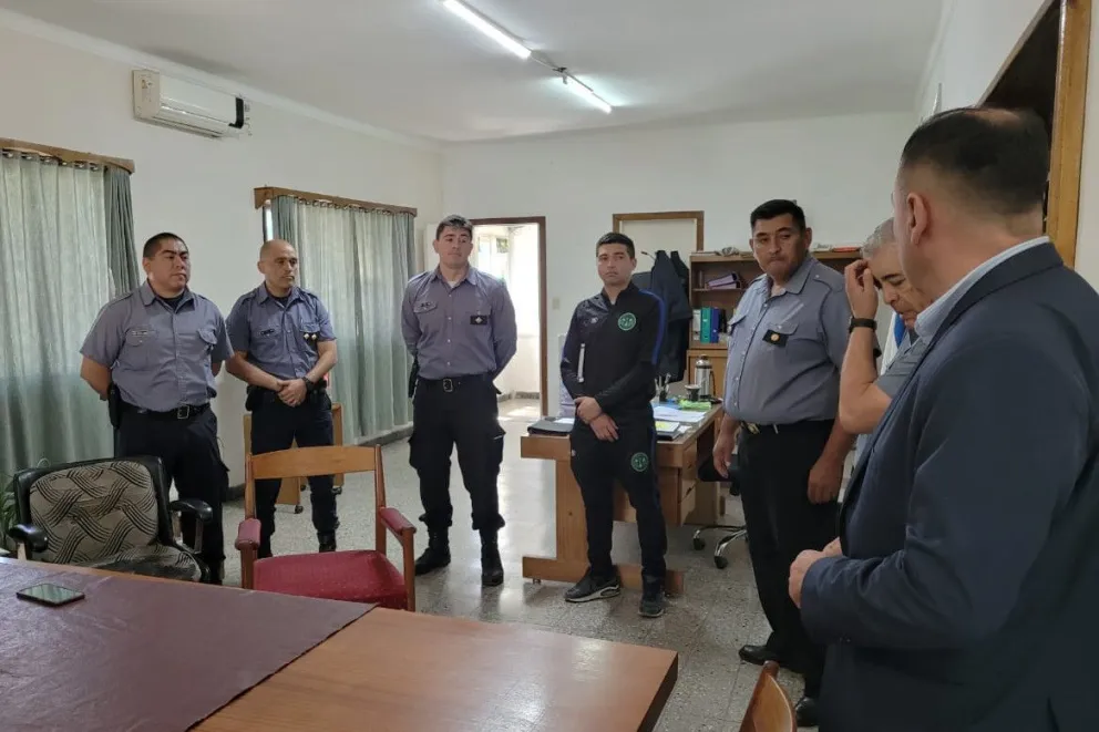 El ministro de Seguridad respalda y refuerza la labor policial en Roca y Cipolletti