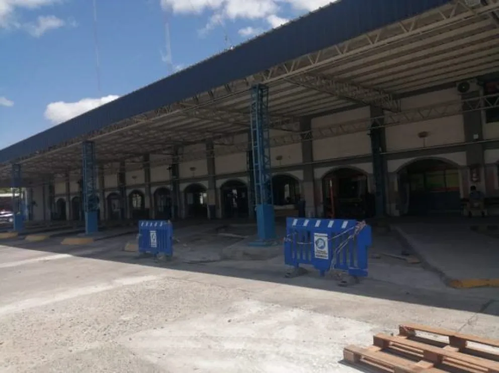 ¡Circular con precaución!: se realizan obras en Terminal de Ómnibus de Roca