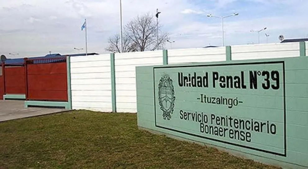 Escándalo: una mujer envió fotos de su hija de 4 años desnuda a su novio preso