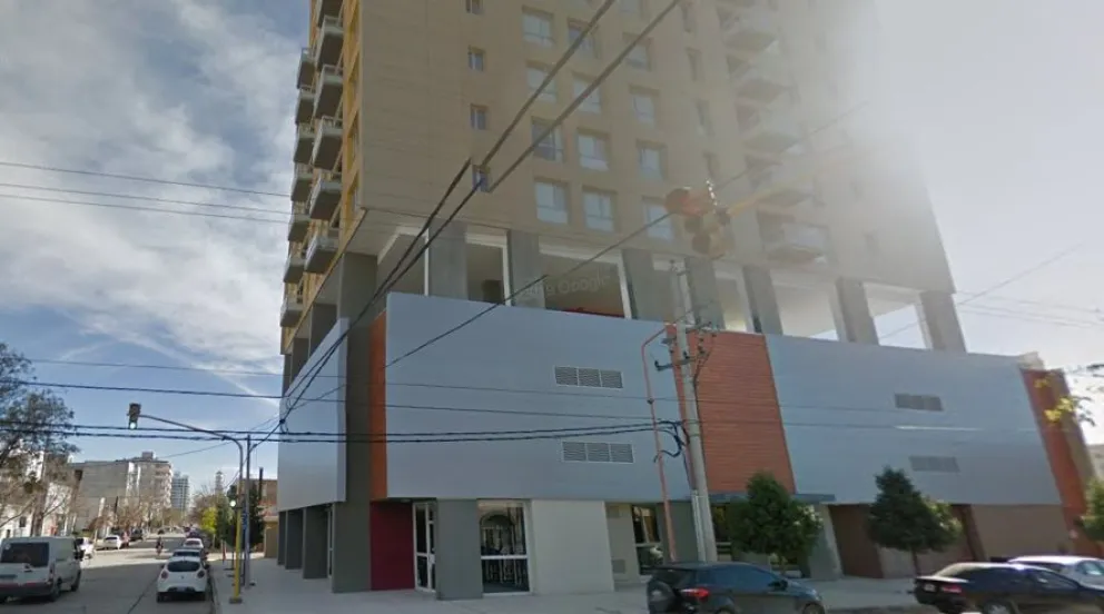 Desvalijaron el departamento de un edificio céntrico de Roca
