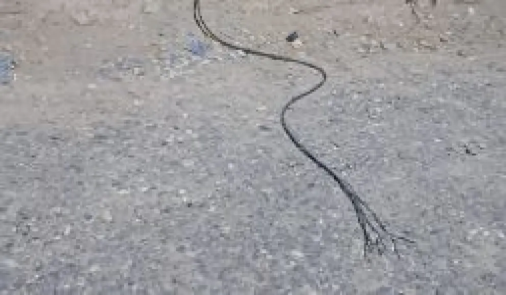Una pareja robaba cables en la madrugada y quedaron detenidos